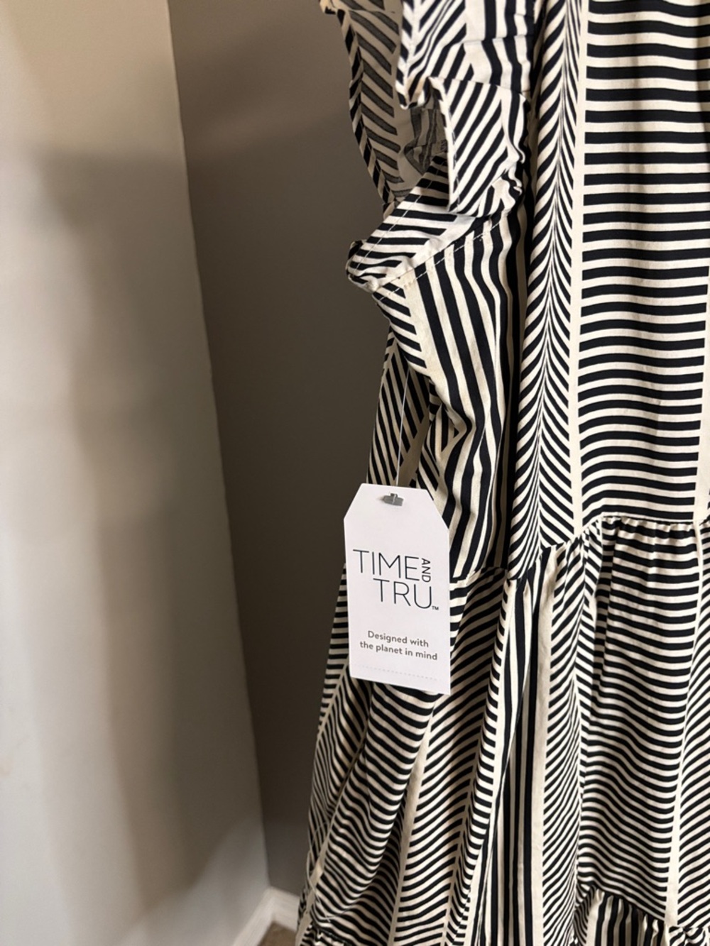 Time and Tru Black and White Striped Ruffle Sleeve Midi Dress - Picture 4 of 5